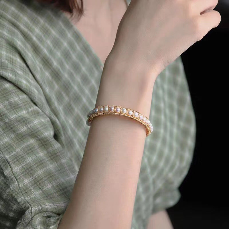 Retro Pearl Bracelet