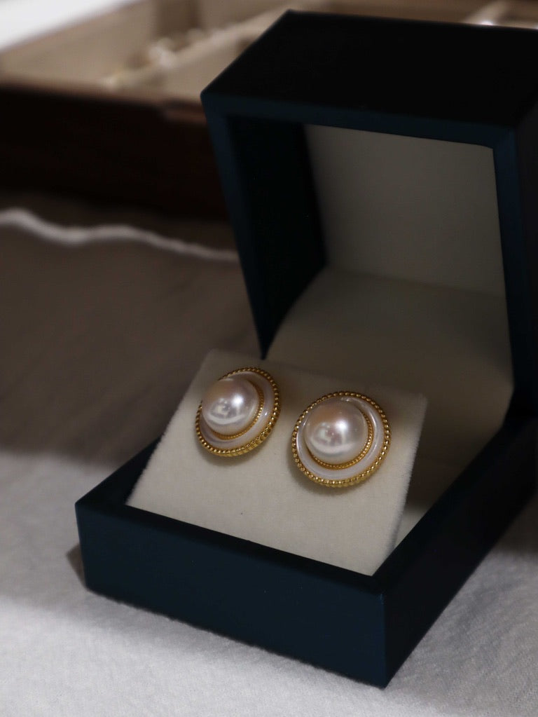 Vintage Pearl Stud Earrings