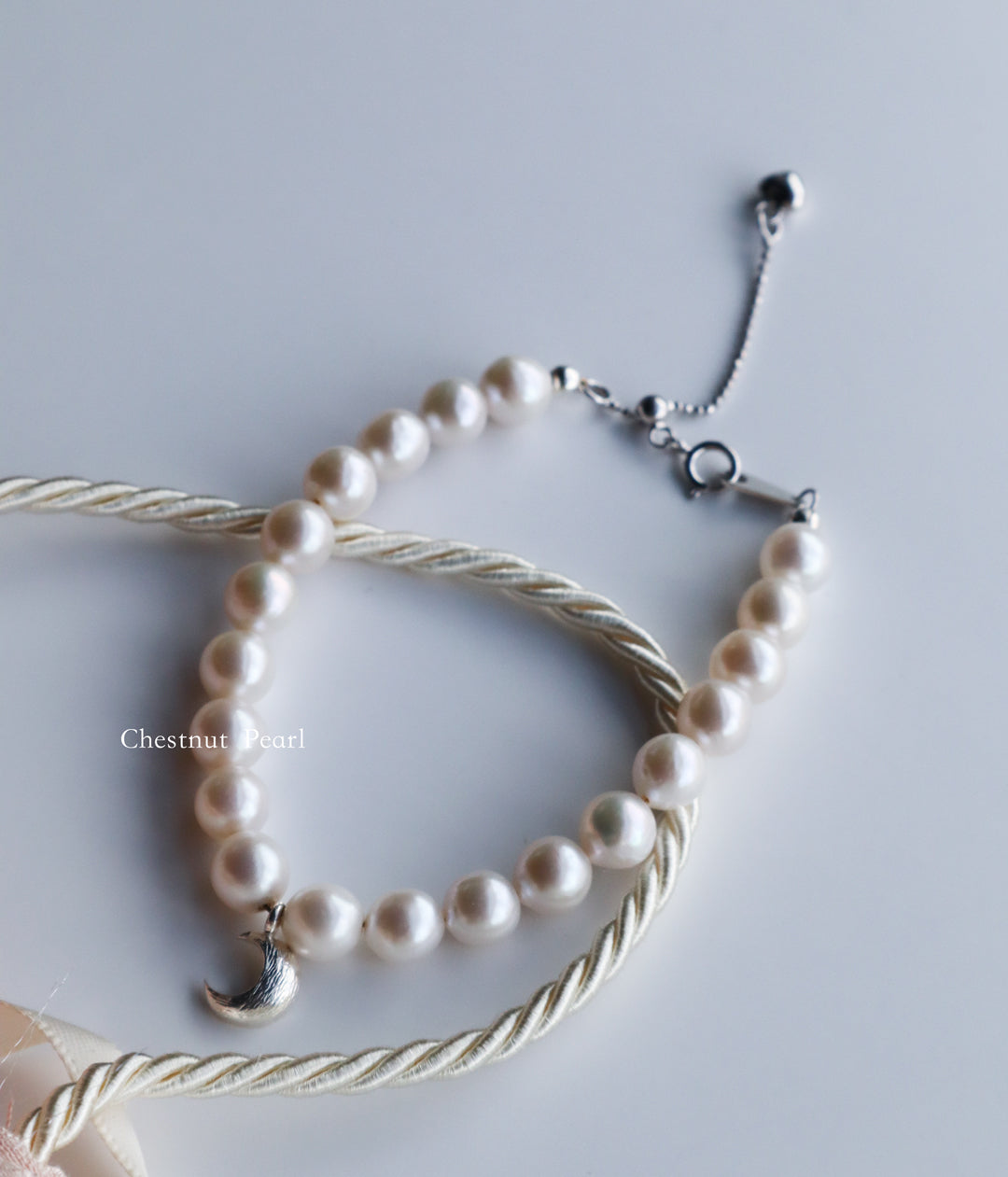 Artemis Moon Pearl Bracelet - 6-7mm